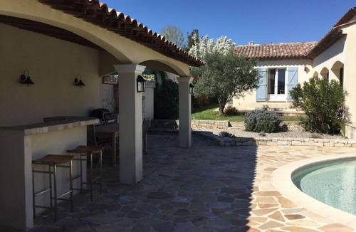 Regusse Villa | Just 10 minutes from the Gorges du Verdon! Beautiful, spacious villa with heated pool