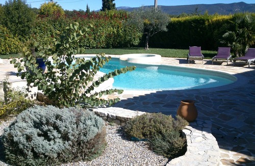 Regusse Villa | Just 10 minutes from the Gorges du Verdon! Beautiful, spacious villa with heated pool
