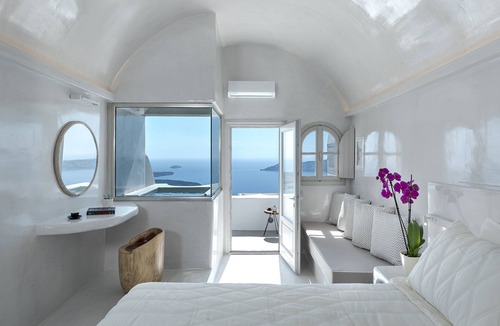 Imerovigli House | Kaleidoscope Imerovigli Suites
