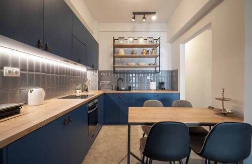 Pangrati Apartment | ☆Kalimarmaro 3BD Apt For Max Fun & Comfortability☆
