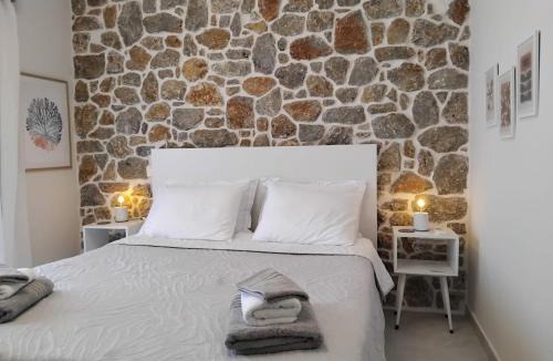 Mirties Apartment | Kalliria Studios