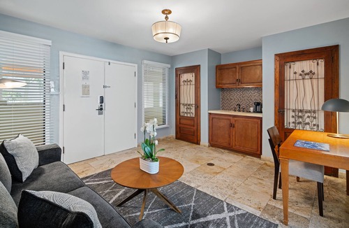 South Beach Apartment | Kasa Impala Miami Beach