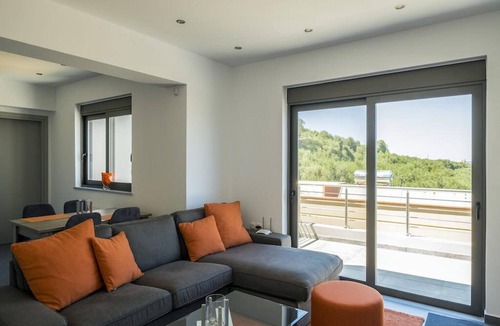 Dempla Villa | Kayzo Luxury Apartment With Pool