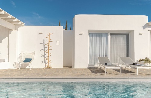 Naxos Villa | KERYLOS Cycladic Villa in NAXOS for a dream vacation!