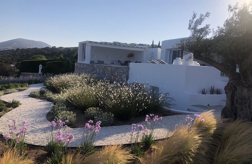 Naxos Villa | KERYLOS Cycladic Villa in NAXOS for a dream vacation!