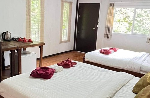 Khlong Sok Hotel | Khaosok River Camp