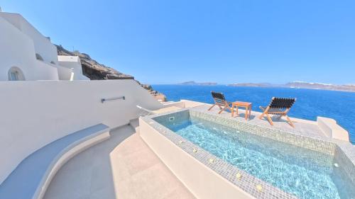 Akrotiri Hotel | Kokkinos Villas