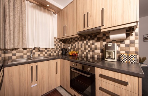 Agia Marina House | Koukounaria House Holiday Home with Private Pool, Wi-Fi, and Air Conditioning