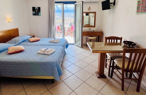 Poros House | KTM Sunny Villas