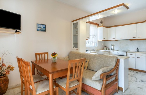 Porto Heli Apartment | Kyma Arch House: Authentic Stay with Panoramic Views in Porto Heli