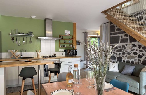 Volvic House | L'Écrin Volvicien - House 4/6 pers - Terrace/Garden
