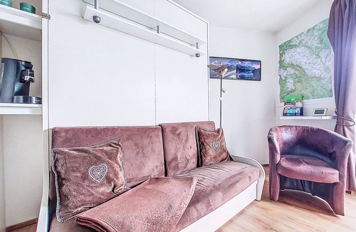 Saint-Nicolas-de-Veroce Apartment | L'aiguille noire by Interhome