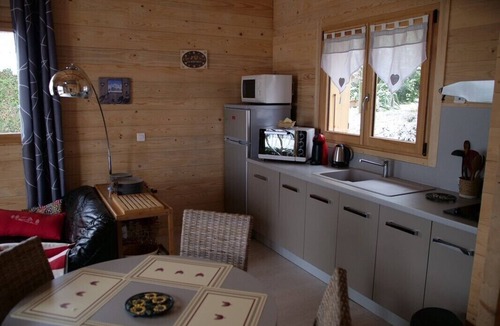 Faverges-Seythenex Ski Chalet | L'ANCOLIE Small, comfortable chalet at the foot of the mountains