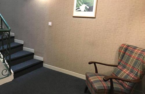 Saint-Maximin-la-Sainte-Baume Hotel | L'Annexe Plaisance - Hôtel Non Climatisé