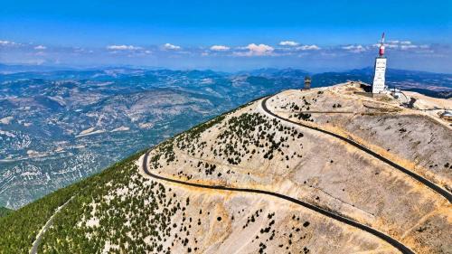 Crestet Bed & Breakfast | L'Arcadia Chambres d'hôtes près de Vaison la Romaine et Mont Ventoux à Crestet