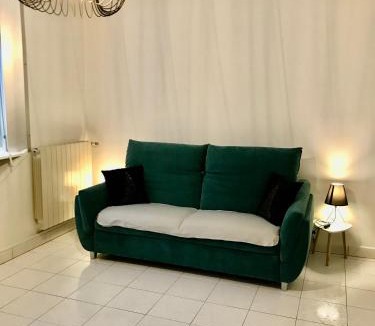 Thermal Apartment | L'ARCADIANE - Studio - Face aux Thermes - Centre Ville