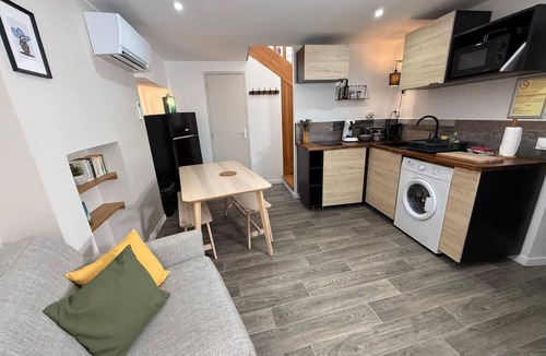 Clermont-Ferrand Apartment | L'endormi 3 - Hypercentre - 10min from Jaude All on foot