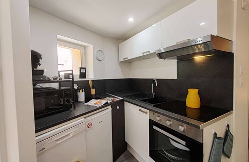 Chatel-Guyon Apartment | L'Escapade - 1 bedroom - 2 people - Terrace