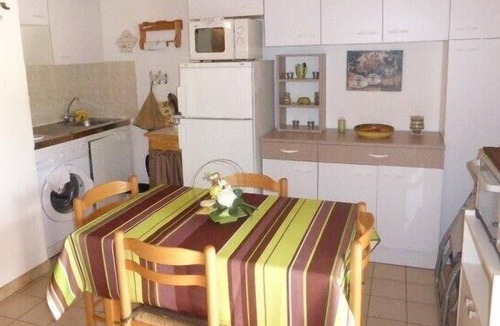 Saint-Martin-de-Bromes Apartment | L'Espaï apartment for 4 people
