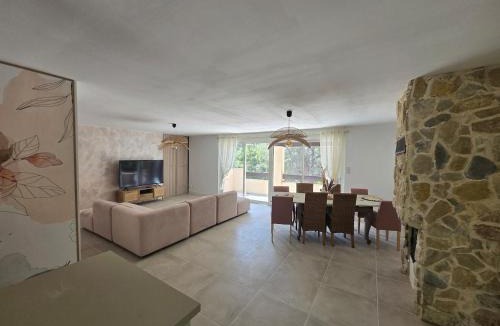 Auriol Villa | L Orangeraie