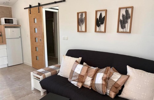 Belcodene Apartment | L'Oustalet - T2 neuf, calme, jardin privatif, clim