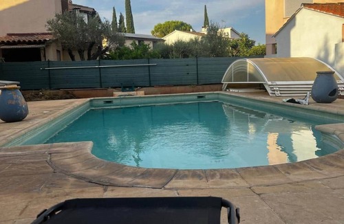 Le Luc House | La Bastide des Gayants : garden, swimming pool, wifi