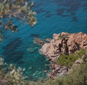 Melinta House | La Bella Villa - Cliffside Infinity Pool and Sunsets