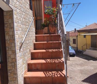 Lacedonia Apartment | La Casa Arancione
