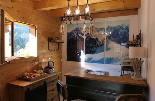 Flumet Ski Chalet | La Chevrière, beautiful log chalet, panoramic view, near Megève