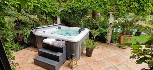 Trans-en-Provence Villa | La Maison du Bonheur
