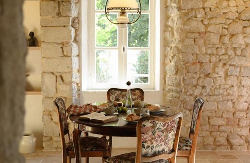 Commentry Villa | La Petite Noble