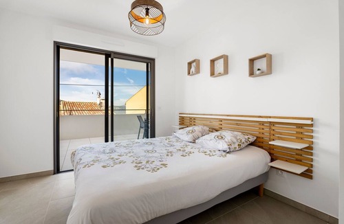 La Turbie Apartment | La Pinède de La Turbie - Appt vue mer et montagne