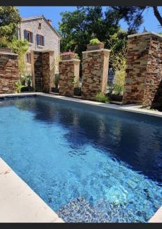 Seguret Bed & Breakfast | La suite de charme du Mas de la Fontaine de Jonquier avec SPA privatif