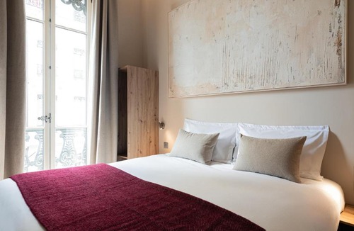 1st Arrondissement Apartment | La Suite - Terreaux IV - 2 bedroom with AC
