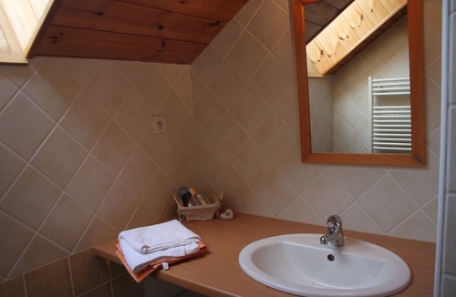 Pont-du-Fosse Bed & Breakfast | la Tarine family room