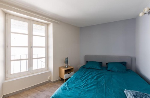 Aubenas Apartment | La Tour - Appt climatisé pour 2