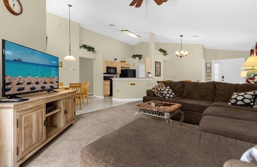 Lake Berkley Villa | Lake Berkley Villas Swanky