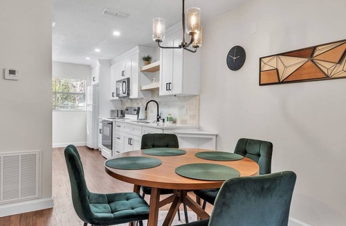 Dixieland Apartment | Lake Hunter Haven-Min to Baseball Armory/FSC/SEU