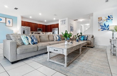 Veranda Palms House | LAKEVIEW from Your Private Pool! Relax & Create Memories! Resort Near Disney!