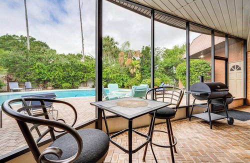 Haines City House | Lanai, Hot Tub & Pool: Haines City Retreat!