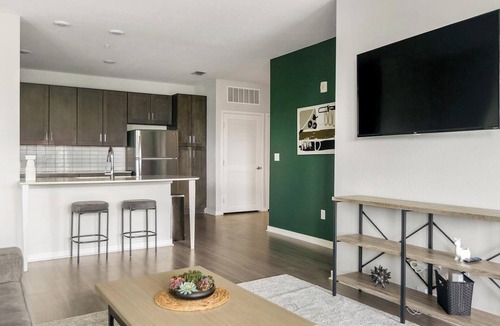 Sun City Center Apartment | Landing | Amazing 1BD, Gym