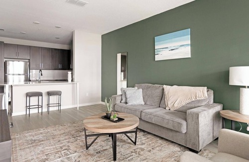 Sun City Center Apartment | Landing | Beautiful 1BD, Gym