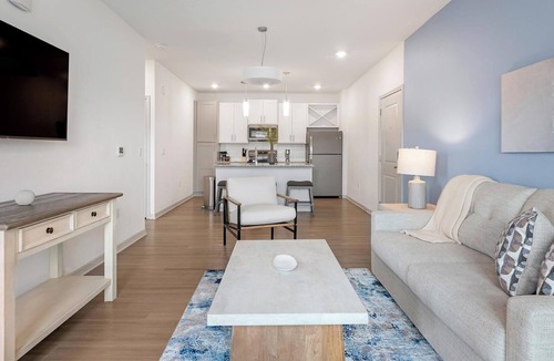 Lake Wales Apartment | Landing | Modern 1BD, Game Room
