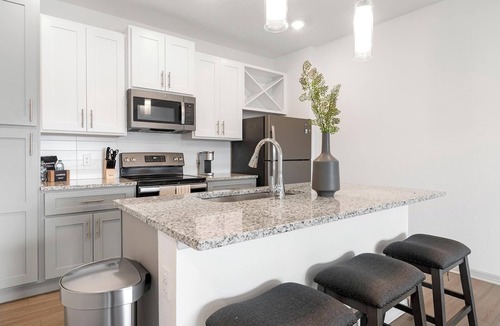 Lake Wales Apartment | Landing | Modern 1BD, Game Room