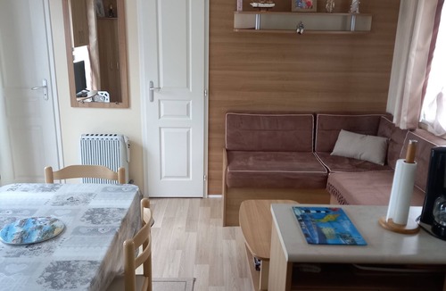 Chateauponsac House | LARGE 3-BEDROOM MOBILE HOME FOR RENT IN LA COTINIERE, ÎLE D'OLÉRON