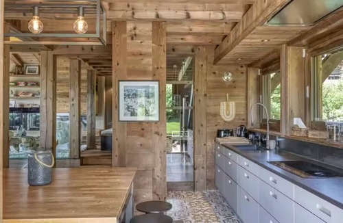 Combloux Ski Chalet | Large Chalet - Panoramic Views - Megeve/Combloux