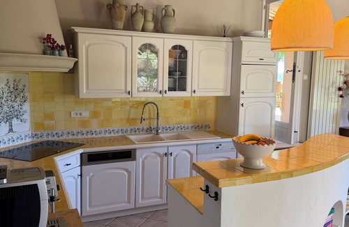 Lorgues House | Large estate with authentic Provencal villa
