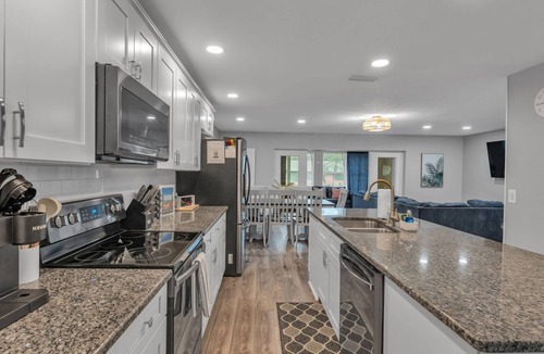 Winter Haven House | Large Family Home, Legoland, Pet Friendly, 7 Beds