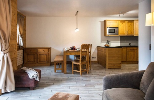 La Clusaz Apartment | LCZ - Charmant T4 spa et piscine, 4*