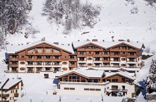 La Clusaz Apartment | LCZ - Charmant T4 spa et piscine, 4*